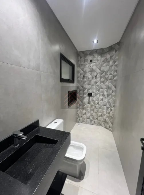 Casa de Alto Padrão no Condomínio Santa Mônica