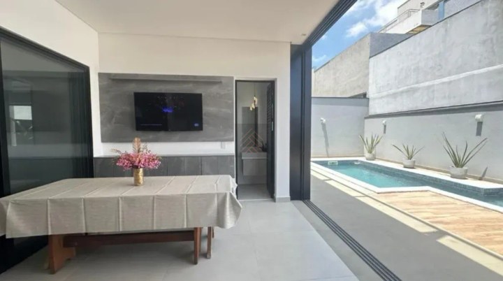 Sobrado de Alto Padrão à Venda no Condomínio Terras do Vale