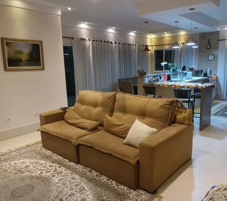 Casa de Alto Padrão à Venda no Residencial Oasis