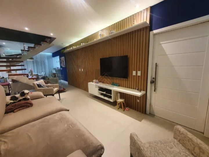 Sobrado de Alto Padrão no Residencial Malibu