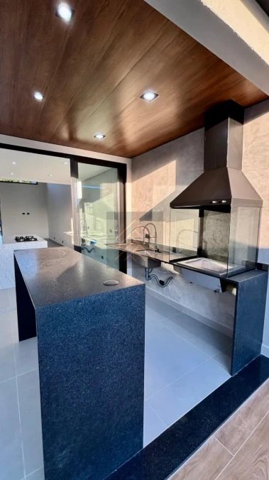 Casa Nova no Vale dos Cristais com Piscina e Área Gourmet