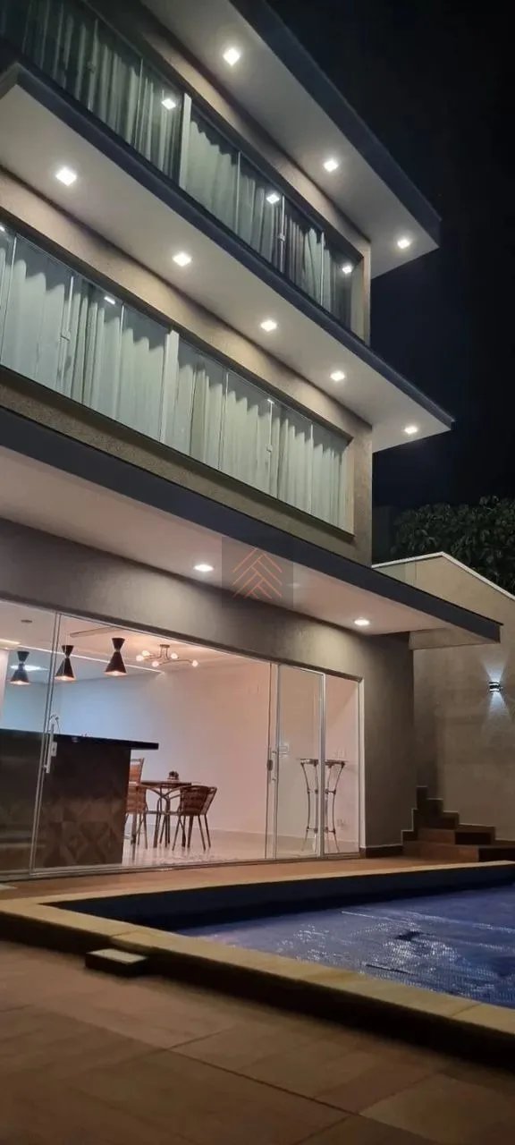 Casa no Condomínio Cyrela
