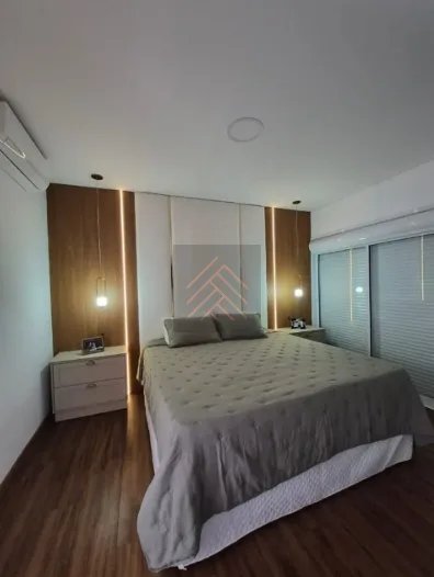 Sobrado de Alto Padrão no Condomínio Ouroville