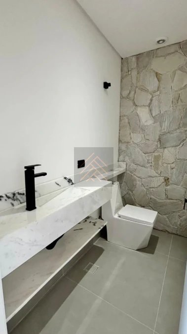 Casa Nova no Vale dos Cristais com Piscina e Área Gourmet