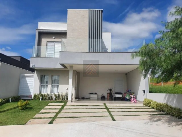 Sobrado de Alto Padrão no Residencial Malibu