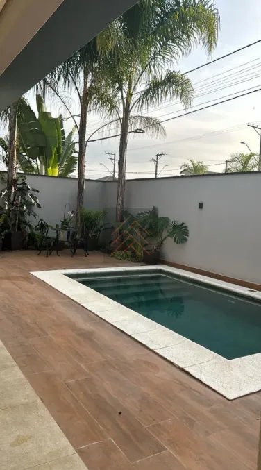 Casa de Alto Padrão no Condomínio Terras do Vale