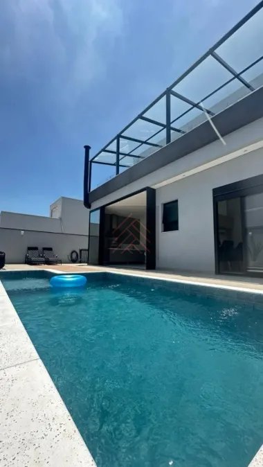 Sobrado de Alto Padrão à Venda no Condomínio Terras do Vale