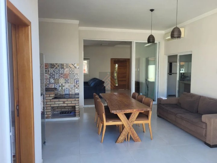 Sobrado de Alto Padrão no Residencial Tecoara