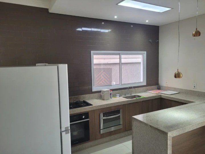Sobrado de Alto Padrão no Residencial Tecoara