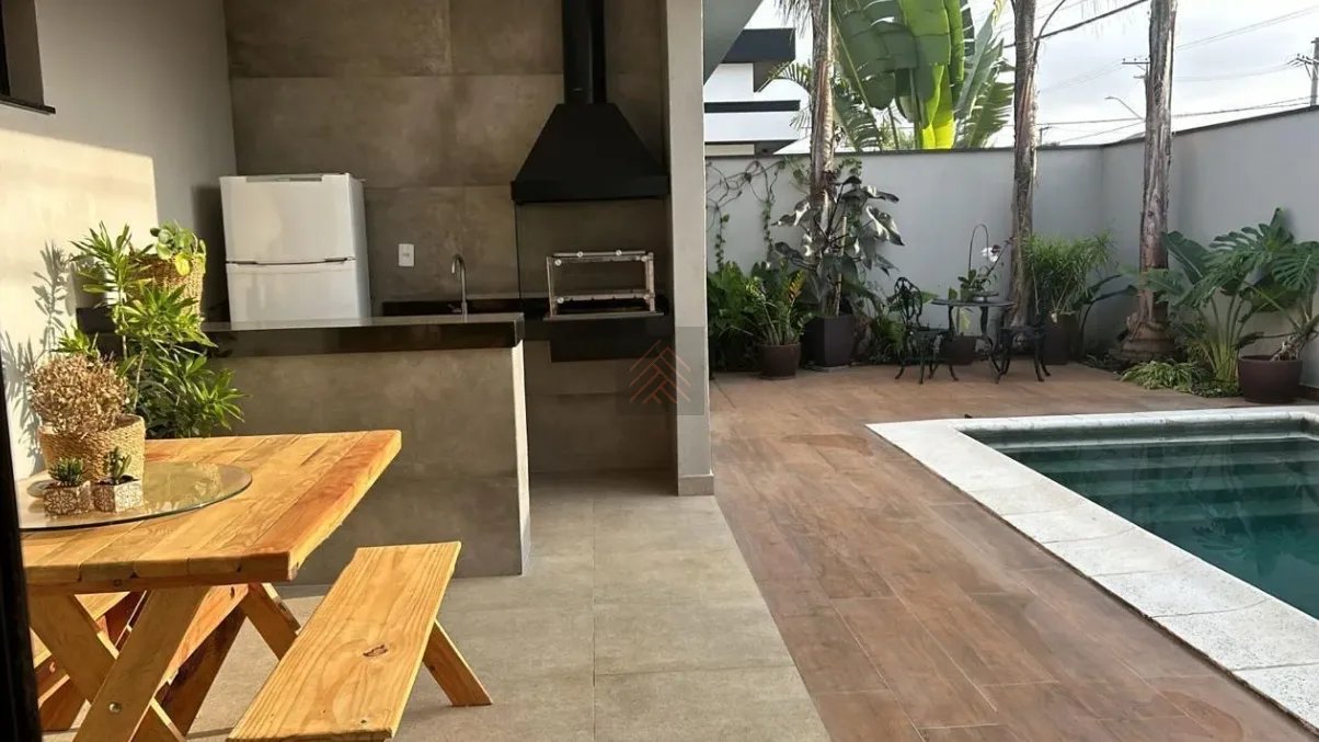 Casa de Alto Padrão no Condomínio Terras do Vale