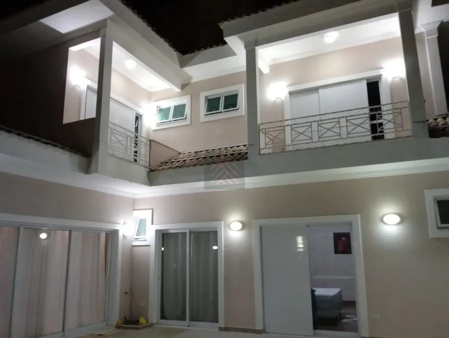 Casa de Alto Padrão à Venda no Residencial Oasis