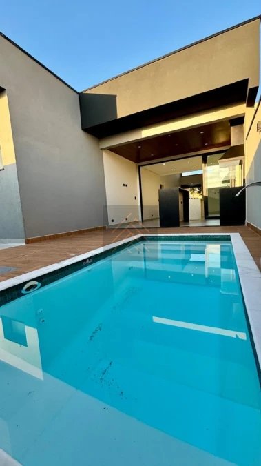 Casa Nova no Vale dos Cristais com Piscina e Área Gourmet